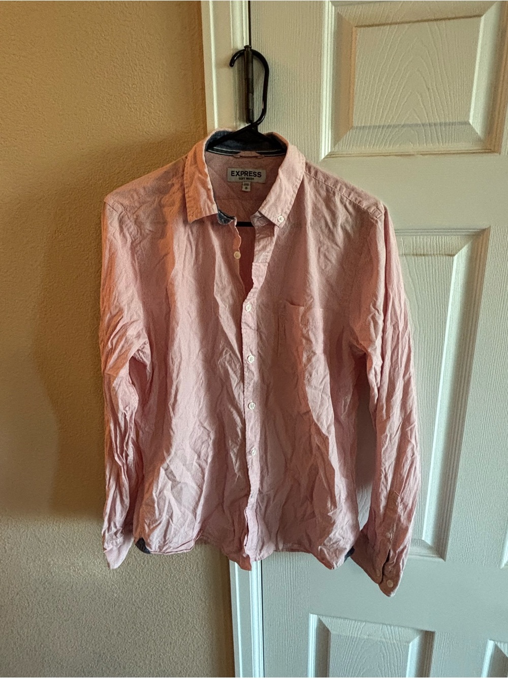 Express Lightweight Long-Sleeve Shirt Jacket in Blush Pink